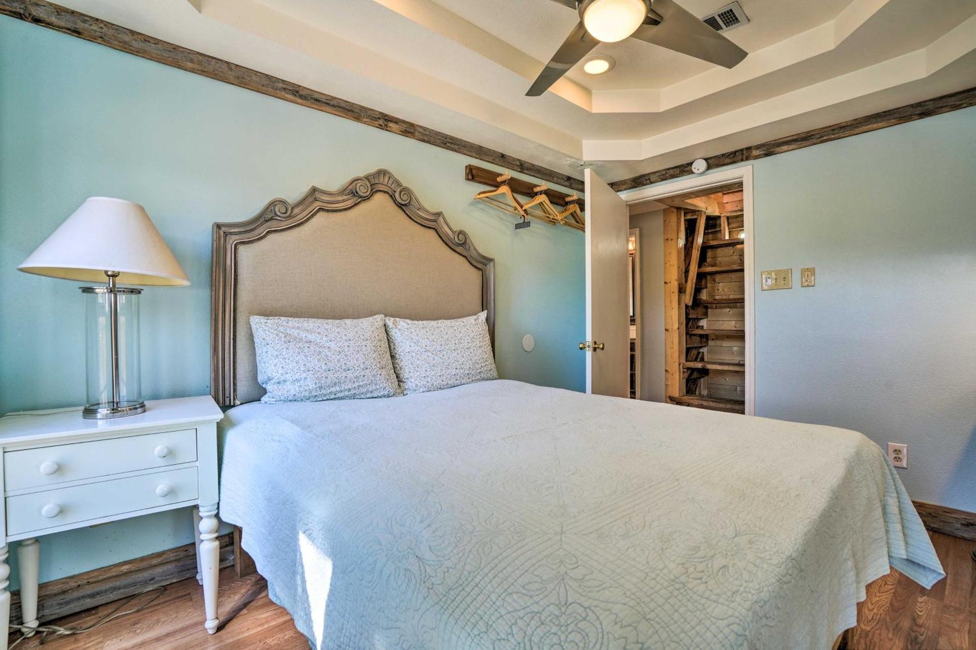 Waterfront Guadalupe River Lodge Home With Dock! Seguin Exteriör bild